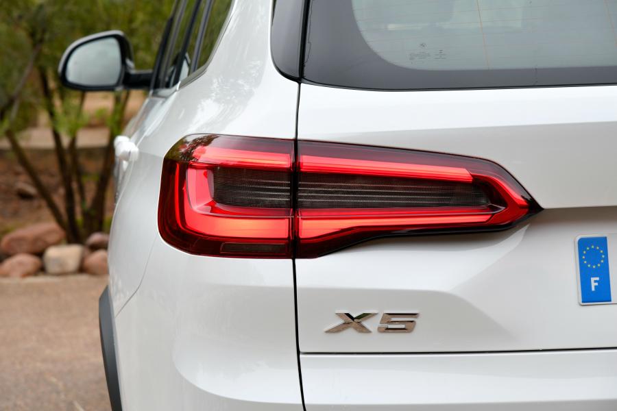 Детали экстерьера BMW X5 xDrive30d xLine (G05) 2018 года  (WW) (фото 20 из 33)